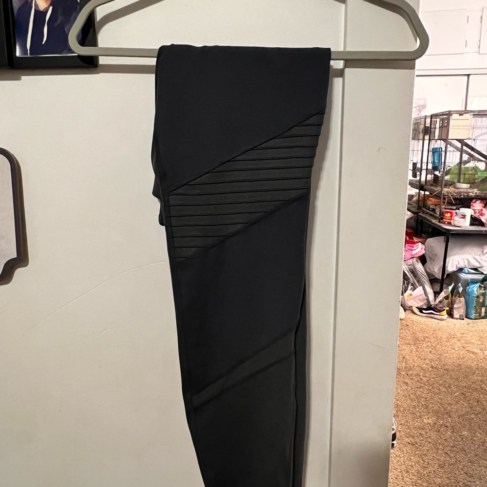 Old Navy Active Black Leggings